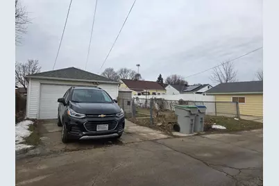3346 S 20th St, Milwaukee, WI 53215 - Photo 23