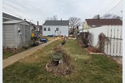 3346 S 20th St, Milwaukee, WI 53215 - Photo 21