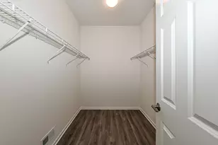 402 Manchester Dr, Williams Bay, WI 53191 - Photo 29