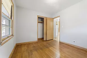 6215 W Keefe Ave Pkwy, Milwaukee, WI 53216 - Photo 11