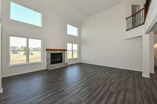 408 Manchester Dr, Williams Bay, WI 53191 - Photo 5