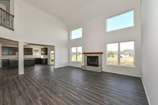 408 Manchester Dr, Williams Bay, WI 53191 - Photo 3