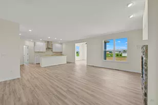 410 Manchester Dr, Williams Bay, WI 53191 - Photo 3