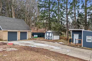 W204N6938 Lannon Rd, Menomonee Falls, WI 53051 - Photo 29