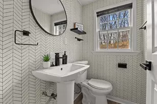 W204N6938 Lannon Rd, Menomonee Falls, WI 53051 - Photo 13