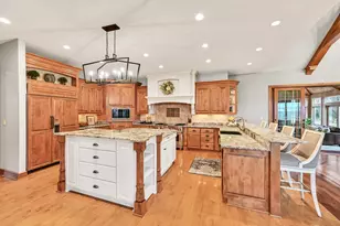 12939 N Cobblestone Ct, Mequon, WI 53097 - Photo 5