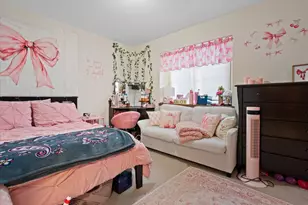 3209 S Ridge Crest Ct, New Berlin, WI 53151 - Photo 15