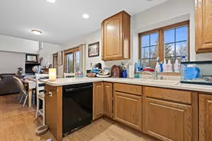 3209 S Ridge Crest Ct, New Berlin, WI 53151 - Photo 33