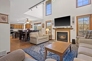 3209 S Ridge Crest Ct, New Berlin, WI 53151 - Photo 3