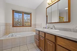 3209 S Ridge Crest Ct, New Berlin, WI 53151 - Photo 19