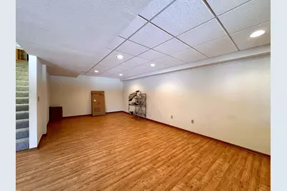 14305 W Lenox Dr, New Berlin, WI 53151 - Photo 33