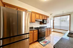 14305 W Lenox Dr, New Berlin, WI 53151 - Photo 13