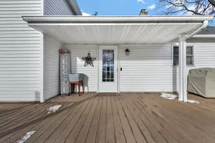 N3429 Highview Rd, Lyndon, WI 53011 - Photo 3