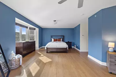 2009 N Cambridge Ave, Milwaukee, WI 53202 - Photo 15