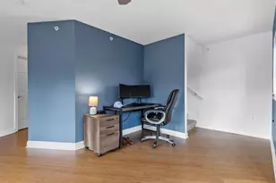 2009 N Cambridge Ave, Milwaukee, WI 53202 - Photo 17