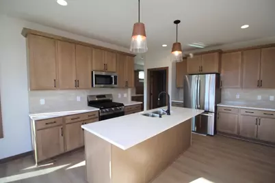 1241  Valley Hill Ln, Racine, WI 53182 - Photo 5