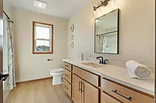 1241 Vly Hl Ln, Racine, WI 53182 - Photo 23