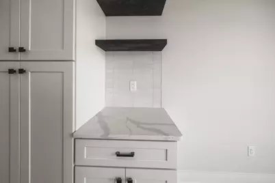 W198N4901  Hickory St, Menomonee Falls, WI 53051 - Photo 5