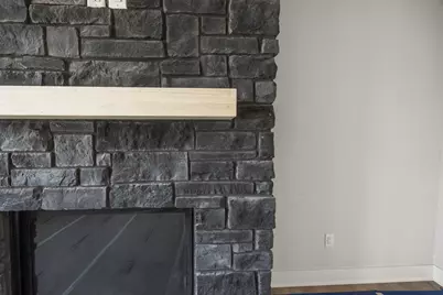 W198N4901  Hickory St, Menomonee Falls, WI 53051 - Photo 23