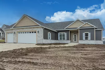 W198N4901  Hickory St, Menomonee Falls, WI 53051 - Photo 1