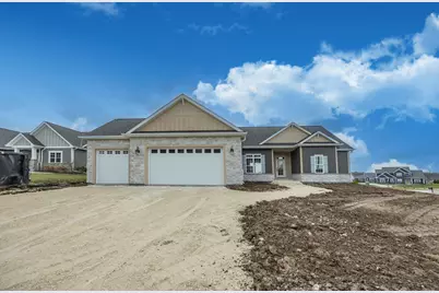 W198N4901  Hickory St, Menomonee Falls, WI 53051 - Photo 31