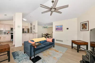 9128 W Elm Ct #F, Franklin, WI 53132 - Photo 7