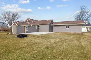 115 E Barrett St, Glenbeulah, WI 53023 - Photo 19