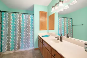 2119 E Broadway, Waukesha, WI 53186 - Photo 15