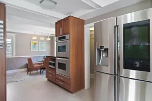 4476 N Bartlett Ave, Shorewood, WI 53211 - Photo 9