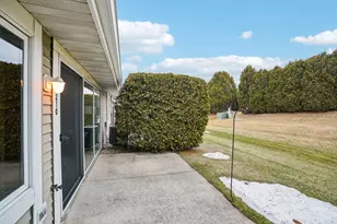 210 Hartford Square, Hartford, WI 53027 - Photo 25