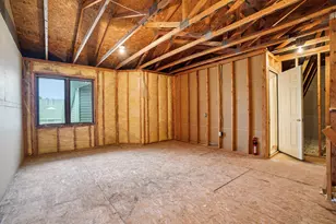 210 Hartford Square, Hartford, WI 53027 - Photo 23