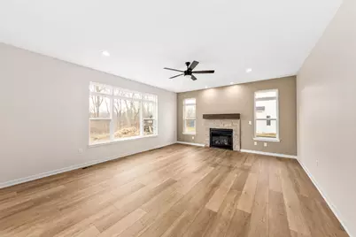 2264  Ravenswood Rd, Burlington, WI 53105 - Photo 11