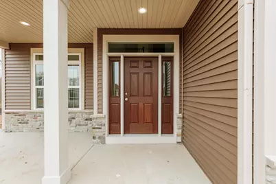 2264  Ravenswood Rd, Burlington, WI 53105 - Photo 7