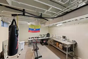 4637 N 101st St, Wauwatosa, WI 53225 - Photo 35