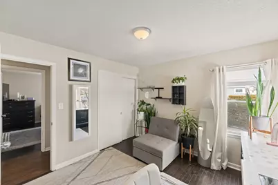 4637 N 101st St, Wauwatosa, WI 53225 - Photo 21