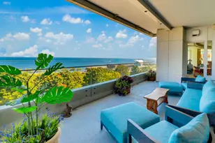 825 N Prospect Ave, Milwaukee, WI 53202 - Photo 9