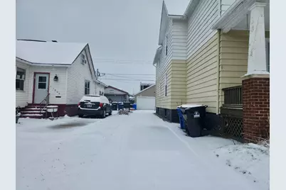 1801 N Wisconsin St #LOWER, Racine, WI 53402 - Photo 13