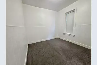 1801 N Wisconsin St #LOWER, Racine, WI 53402 - Photo 9