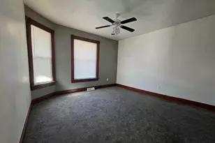 1801 N Wisconsin St, Racine, WI 53402 - Photo 5