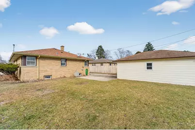 807  79th St, Kenosha, WI 53143 - Photo 19