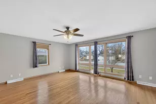 807 79th St, Kenosha, WI 53143 - Photo 3