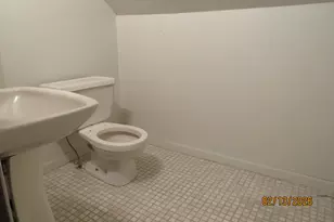 1227 E Kane Pl, Milwaukee, WI 53202 - Photo 9