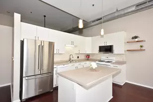 1924 N Hubbard St, Milwaukee, WI 53212 - Photo 3