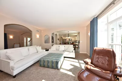 5255 W Princeton Dr, Franklin, WI 53132 - Photo 11