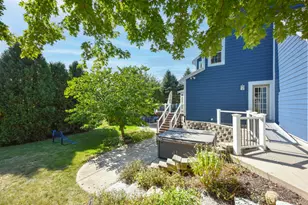 5255 W Princeton Dr, Franklin, WI 53132 - Photo 41