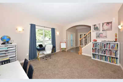 5255 W Princeton Dr, Franklin, WI 53132 - Photo 7