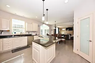 5255 W Princeton Dr, Franklin, WI 53132 - Photo 17