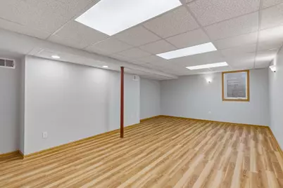 N86W18105  Summit Dr, Menomonee Falls, WI 53051 - Photo 21