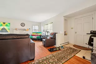 4703 W Jackson Park Dr, Milwaukee, WI 53219 - Photo 11