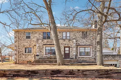 4703 W Jackson Park Dr, Milwaukee, WI 53219 - Photo 3